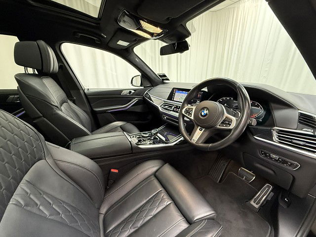 2020 BMW X7 M50d M Performance