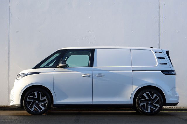 2025 Volkswagen ID. Buzz CARGO