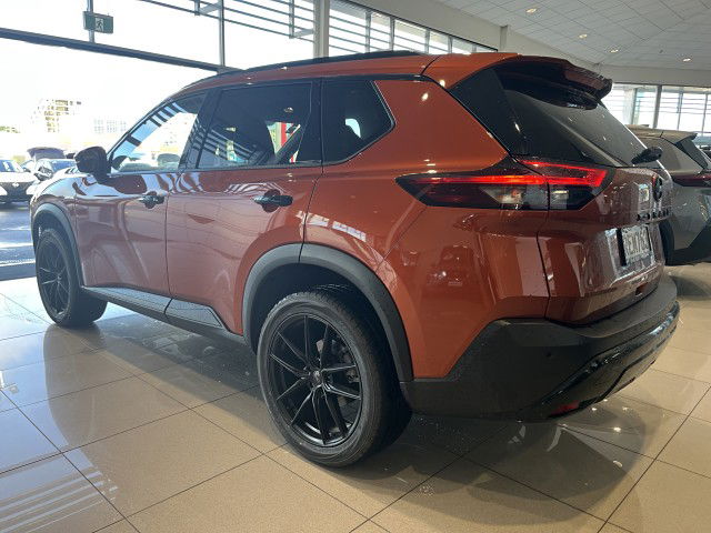 2025 Nissan X-Trail St-L 2.5P/Cvt