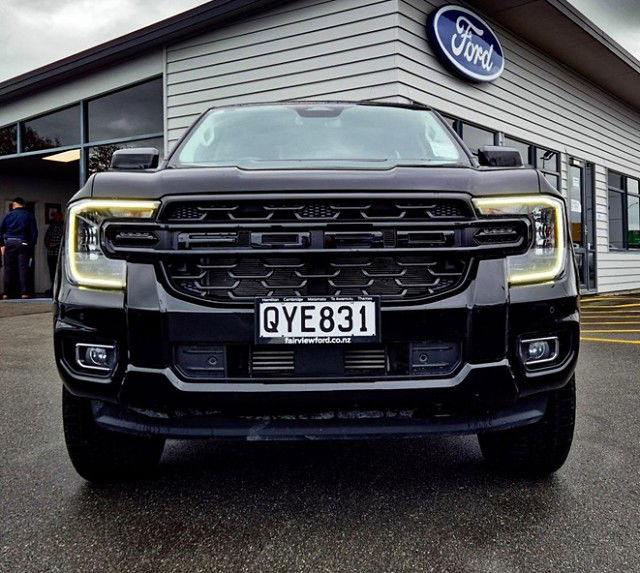 2024 Ford Ranger XLT | 4x4 | 2.0L | BLACK EDITION