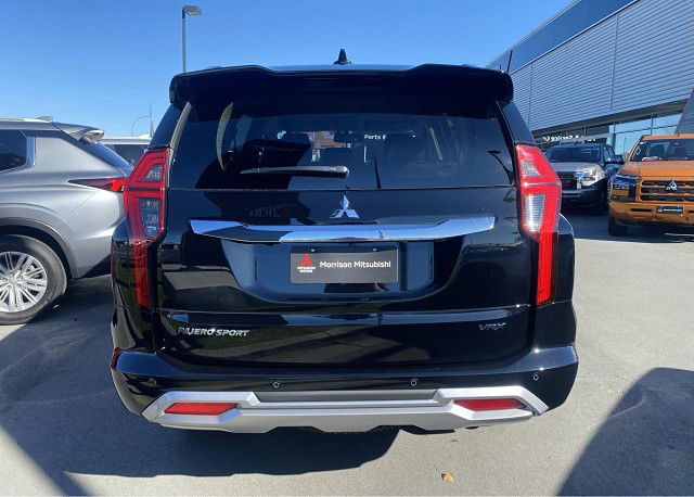 2025 Mitsubishi Pajero Sport 2.4D VRX 4WD 8AT
