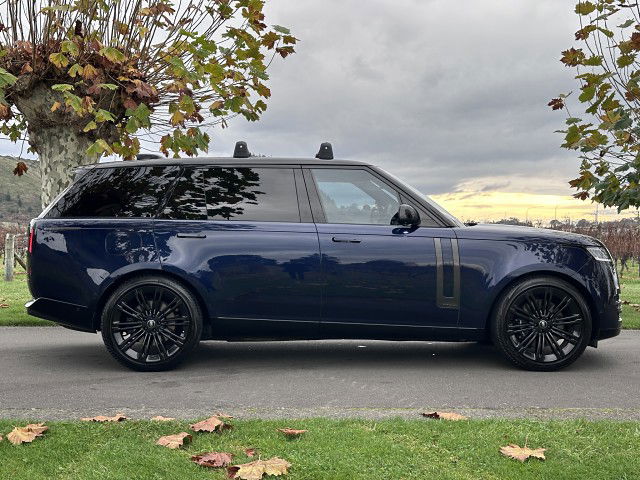 2023 Land Rover Range Rover P530
