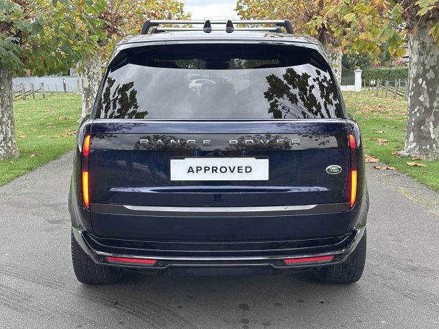 2023 Land Rover Range Rover P530