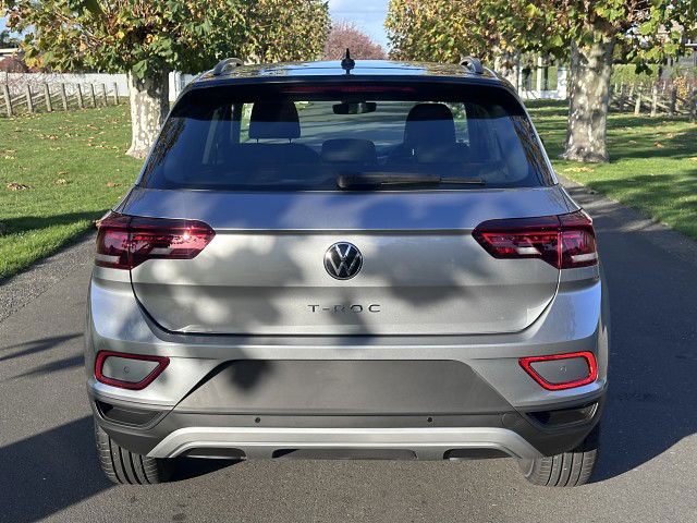 2025 Volkswagen T-Roc Life