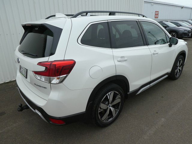 2019 Subaru Forester 2.5i Premium SLT