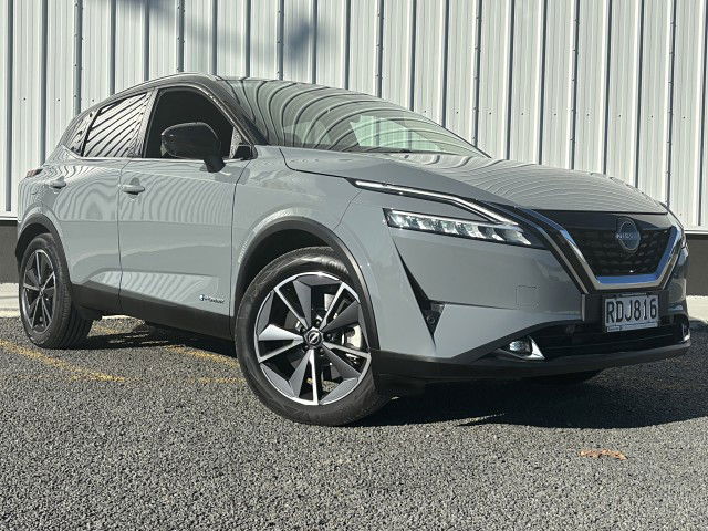 2025 Nissan Qashqai TI e-POWER / 2 TONE PAINT