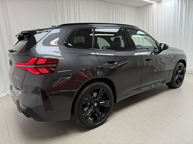 2025 BMW X3 66GP 30e xDrive