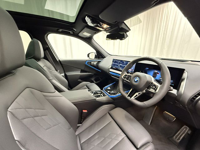 2025 BMW X3 66GP 30e xDrive