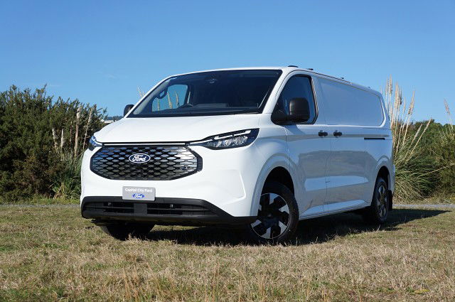 2025 Ford Transit CUSTOM 340L BEV 1A RWD