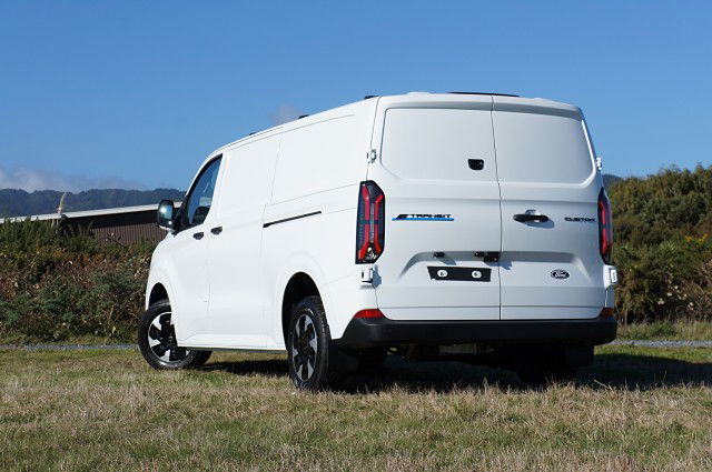 2025 Ford Transit CUSTOM 340L BEV 1A RWD