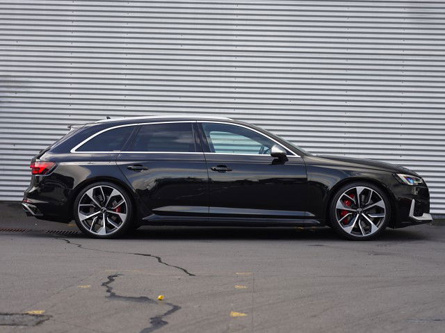 2018 Audi RS4 Avant 2.9P Bi-Turbo AWD