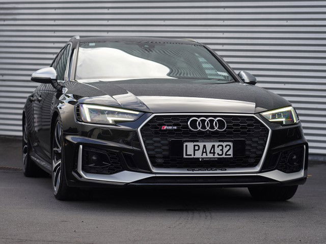 2018 Audi RS4 Avant 2.9P Bi-Turbo AWD