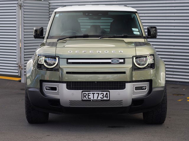 2022 Land Rover Defender 110 D240 S AWD 8A