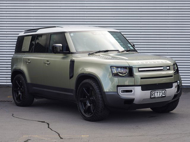 2022 Land Rover Defender 110 D240 S AWD 8A