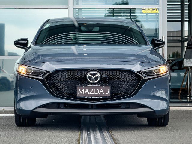 2025 Mazda 3 SP25 2.5L