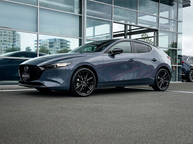 2025 Mazda 3 SP25 2.5L