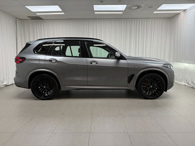 2025 BMW X5 12EV xDrive30d