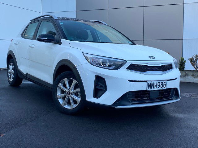2021 Kia Stonic Lx 1.4P/6At