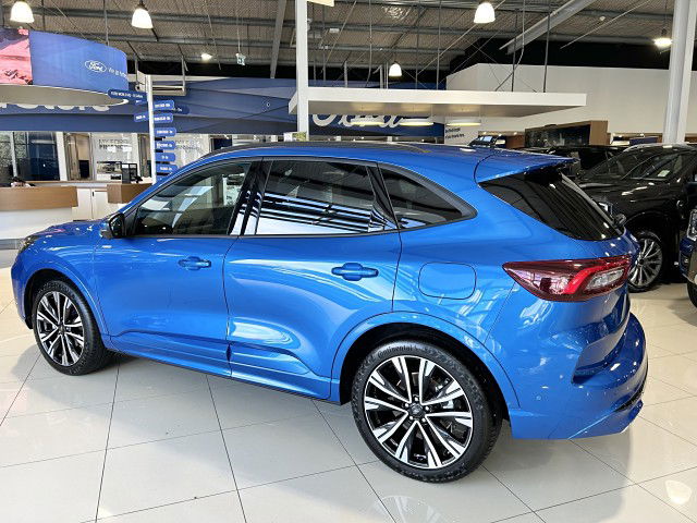 2025 Ford Escape ST X 2.5 AWD Hybrid