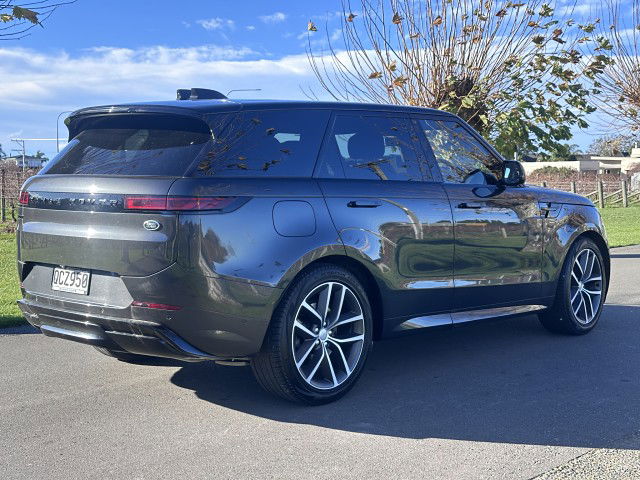 2023 Land Rover Range Rover Sport D300 Dynamic SE