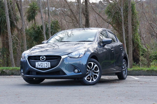 2016 Mazda 2 GSX 1.5 Hatch G - MANUAL