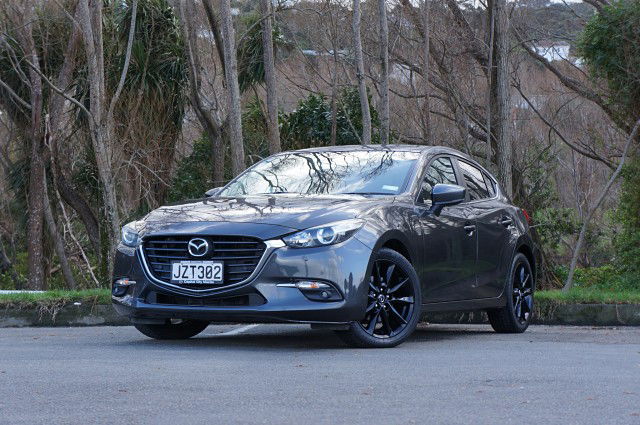 2016 Mazda 3 SP25 2.5P Hatch - MANUAL