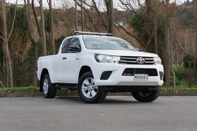 2019 Toyota Hilux SR 2.8D Extra Cab Ute