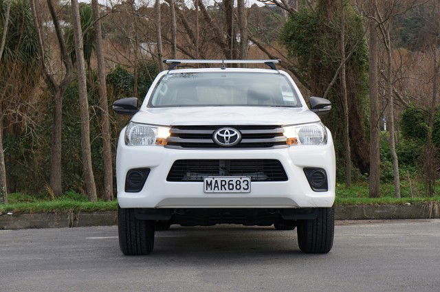 2019 Toyota Hilux SR 2.8D Extra Cab Ute
