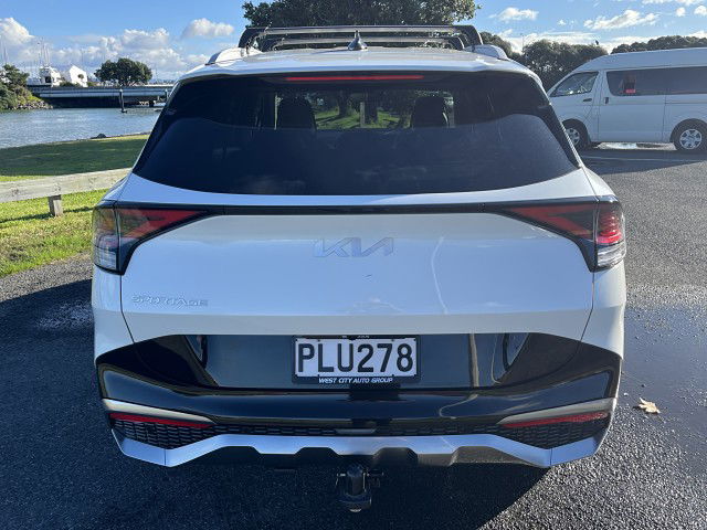 2022 Kia Sportage Deluxe 2.0Dt/4Wd/8At