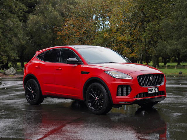 2019 Jaguar E-Pace P250 AWD R-DYN SE BLACK EDITION