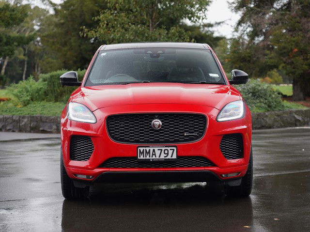 2019 Jaguar E-Pace P250 AWD R-DYN SE BLACK EDITION