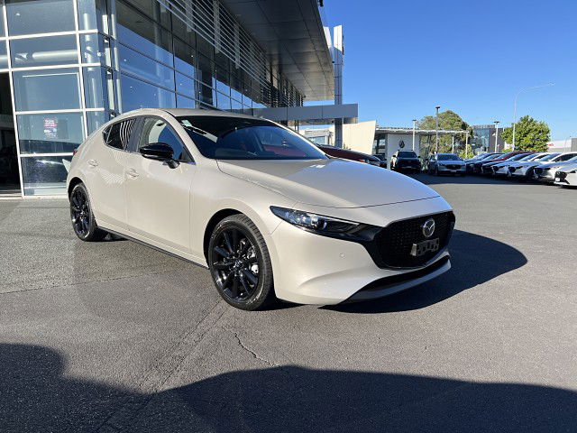 2025 Mazda 3 SP25 2.5L