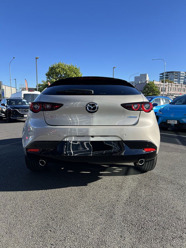 2025 Mazda 3 SP25 2.5L