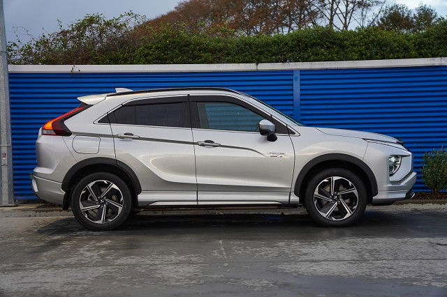 2024 Mitsubishi Eclipse Cross PHEV VRX 4WD