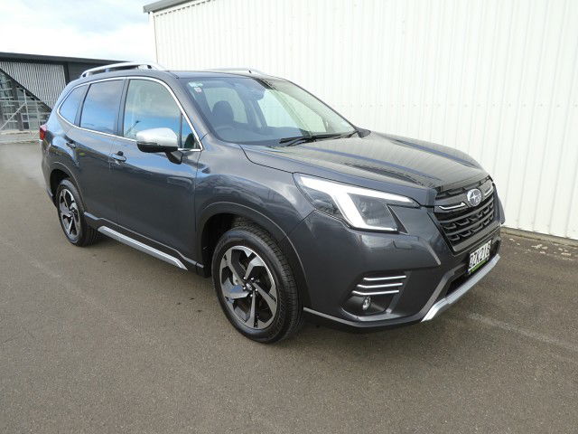 2024 Subaru Forester Premium 2.5