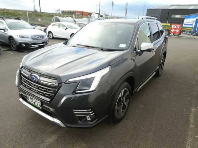 2024 Subaru Forester Premium 2.5