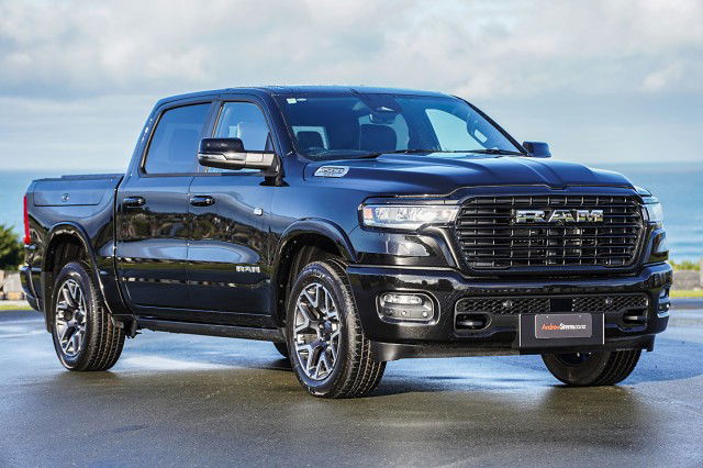 2025 RAM 1500 Dt Laramie Sport Hurricane SST