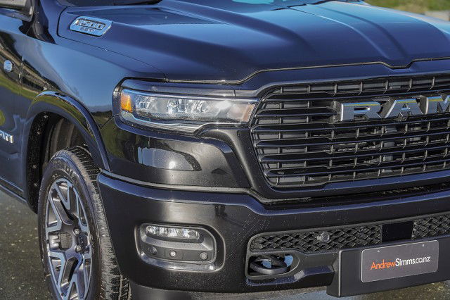 2025 RAM 1500 Dt Laramie Sport Hurricane SST