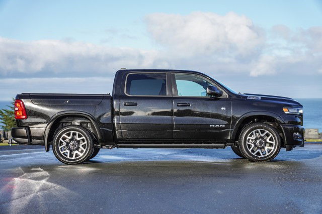 2025 RAM 1500 Dt Laramie Sport Hurricane SST