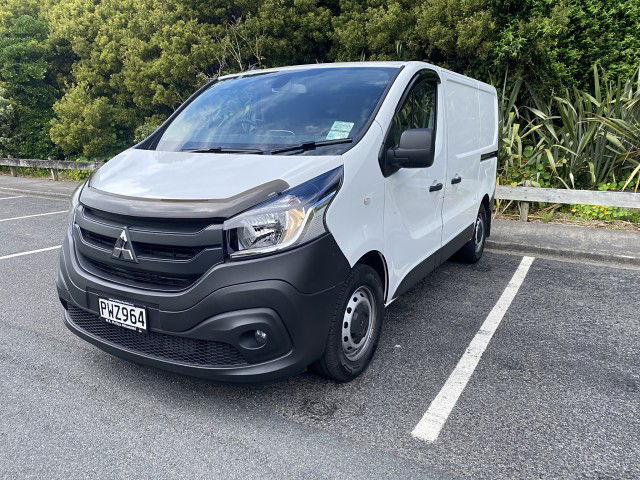 2023 Mitsubishi Express 2.0DT SWB 2WD DCT