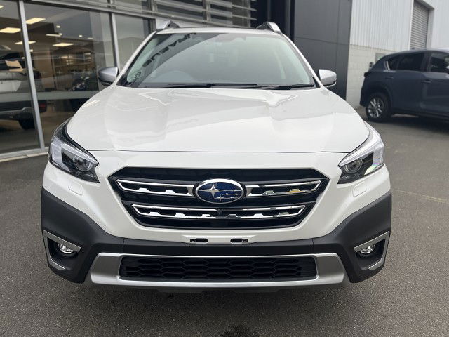 2025 Subaru Outback Touring 2.5