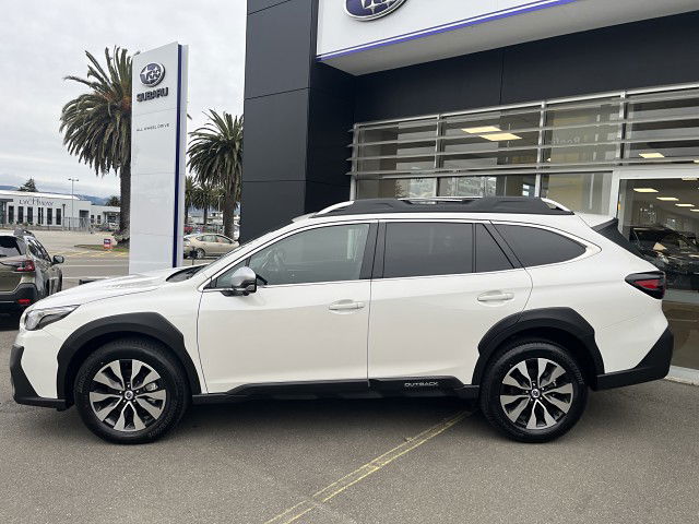 2025 Subaru Outback Touring 2.5