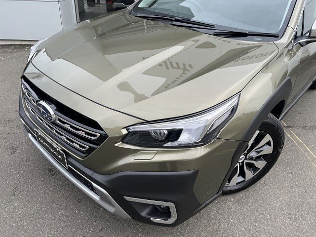 2025 Subaru Outback Touring 2.5