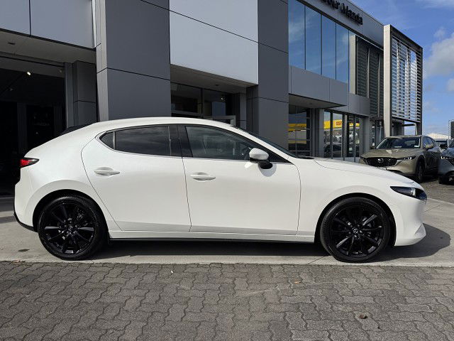 2025 Mazda 3 Homura 2.5P/6At