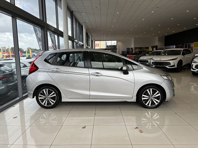 2014 Honda Jazz Rs 1.5P/Cvt/Ha/5Dr/5