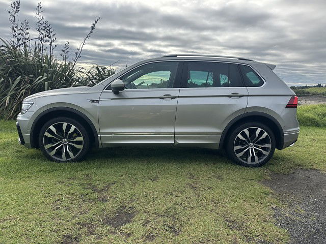 2020 Volkswagen Tiguan TSI R-Line 4MOTION 2