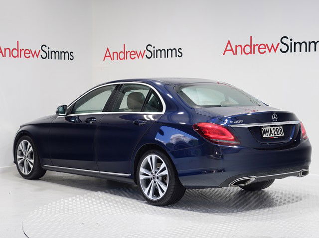 2019 Mercedes-Benz C 200 C-class 1.5P 9AT 4Dr Sedan