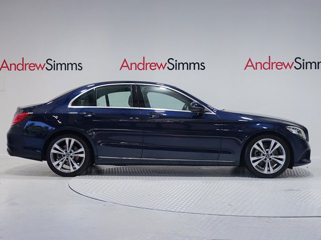 2019 Mercedes-Benz C 200 C-class 1.5P 9AT 4Dr Sedan