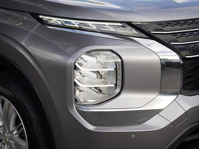 2022 Mitsubishi Outlander LS 2.5P 2WD