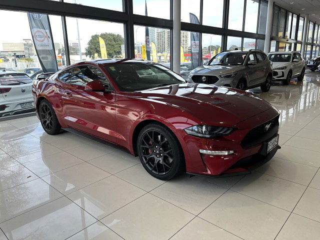 2019 Ford Mustang 2.3L Fastback At 2.3